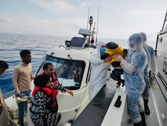 Can salında 59 göçmen